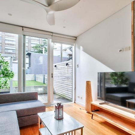 Astounding 3 Bedroom House Surry Hills 2 E-Bikes Included シドニー エクステリア 写真
