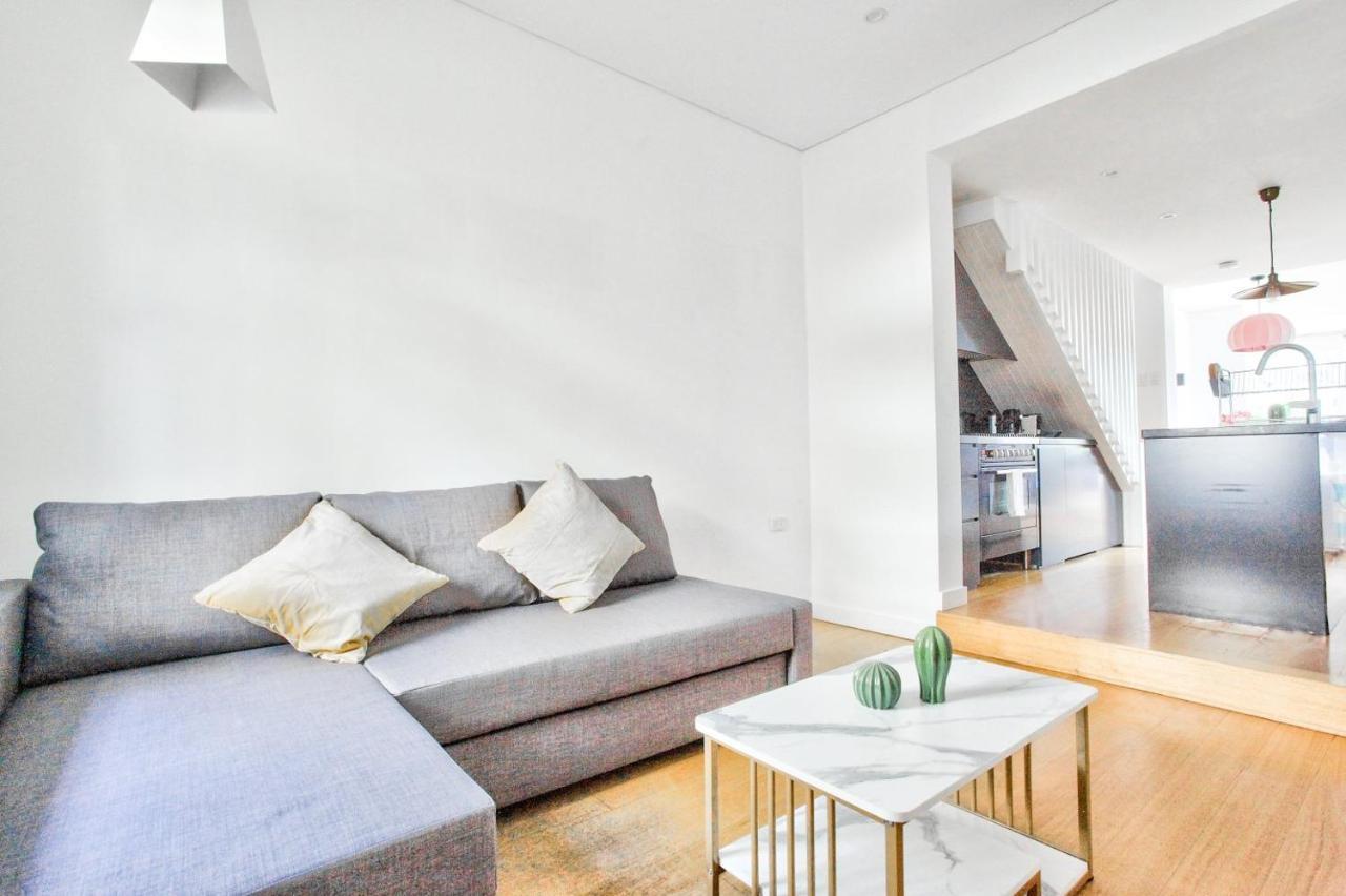 Astounding 3 Bedroom House Surry Hills 2 E-Bikes Included シドニー エクステリア 写真